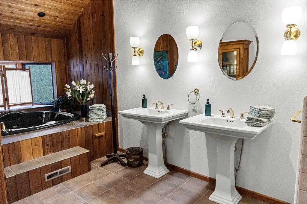 34781 Compass Lane Polson MT 59860