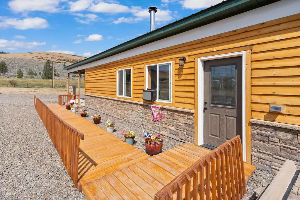 1724 Mt Highway 28 Hot Springs MT 59845