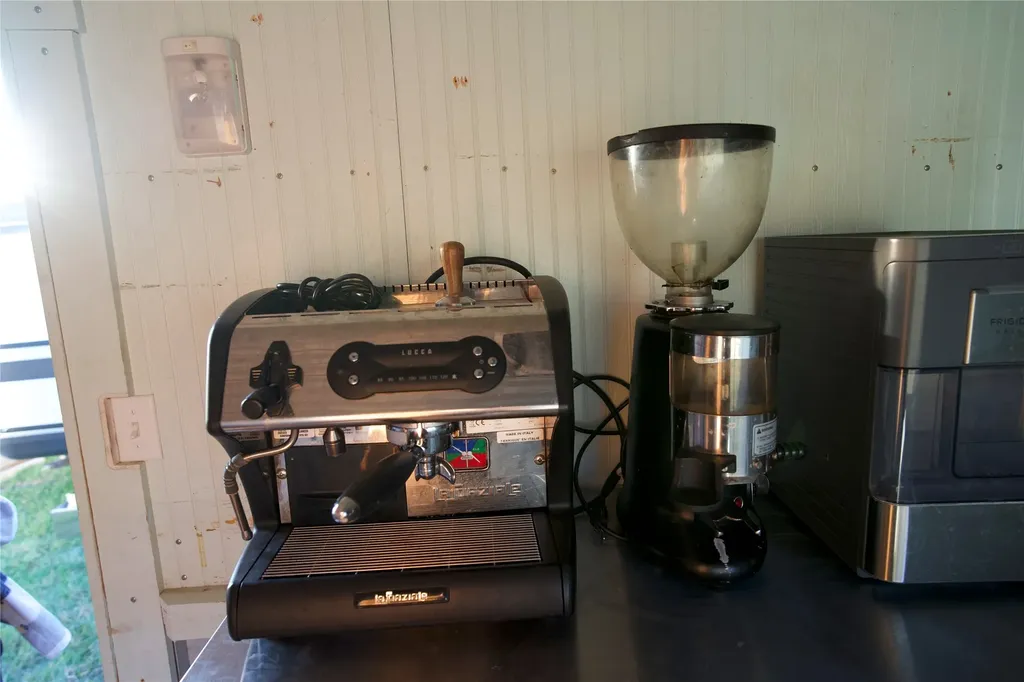Nhn Glacier Grinds Coffee Kalispell MT 59901