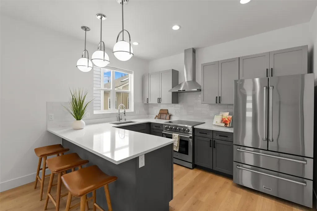 722, 724, 728, 730, 732 Rollins Street Missoula MT 59801