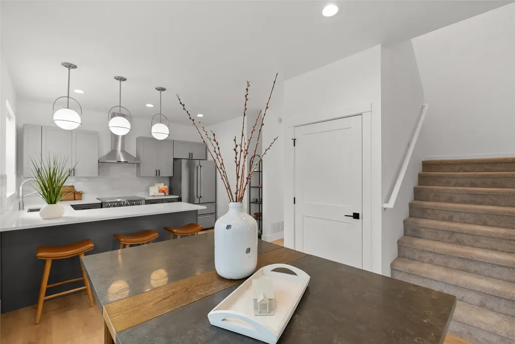 722, 724, 728, 730, 732 Rollins Street Missoula MT 59801