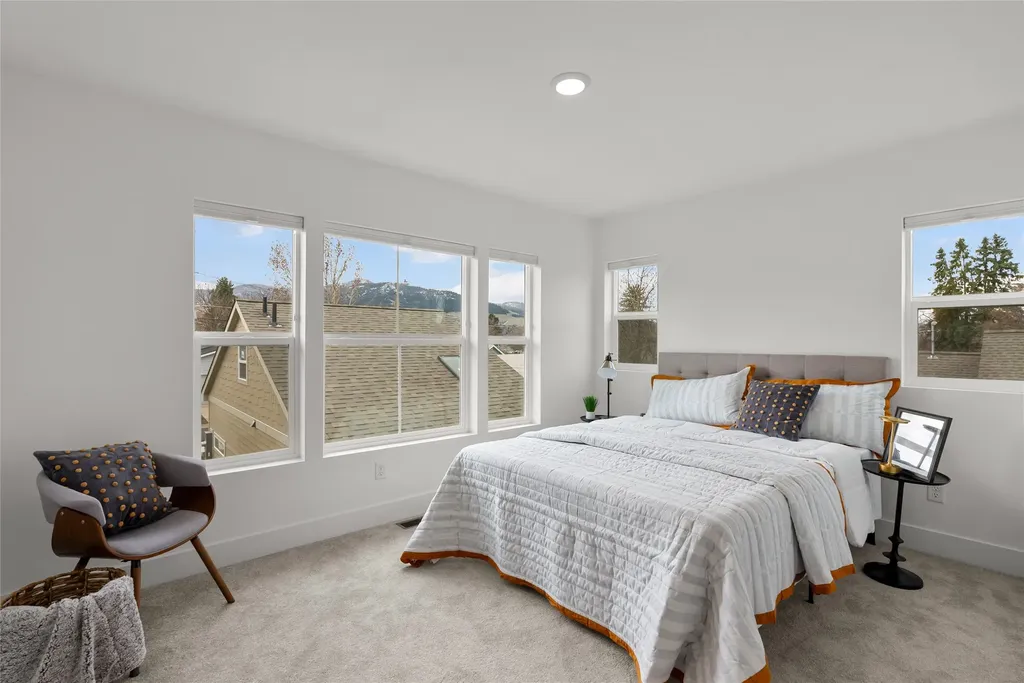 722, 724, 728, 730, 732 Rollins Street Missoula MT 59801