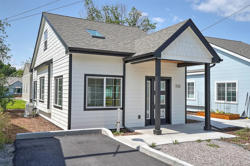 722, 724, 728, 730, 732 Rollins Street Missoula MT 59801