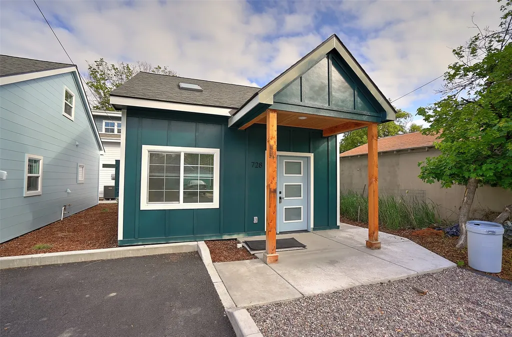722, 724, 728, 730, 732 Rollins Street Missoula MT 59801