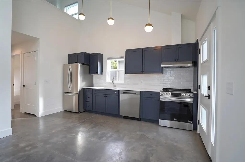 722, 724, 728, 730, 732 Rollins Street Missoula MT 59801