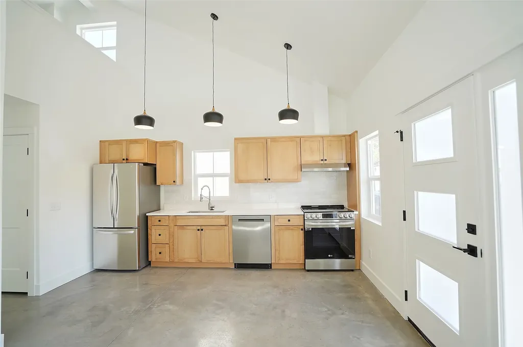 722, 724, 728, 730, 732 Rollins Street Missoula MT 59801