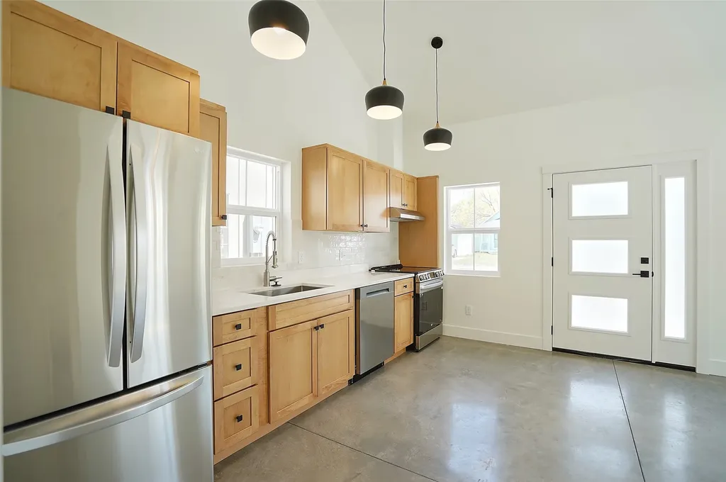 722, 724, 728, 730, 732 Rollins Street Missoula MT 59801