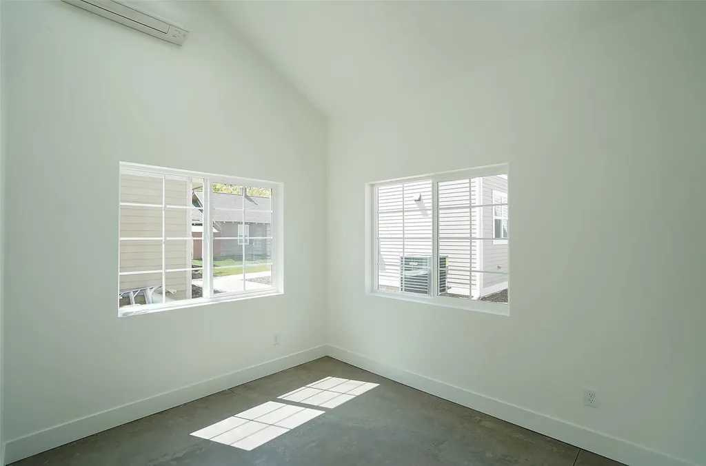 722, 724, 728, 730, 732 Rollins Street Missoula MT 59801