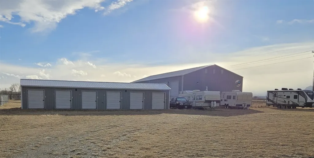 2045 Gilman Main Street Augusta MT 59410