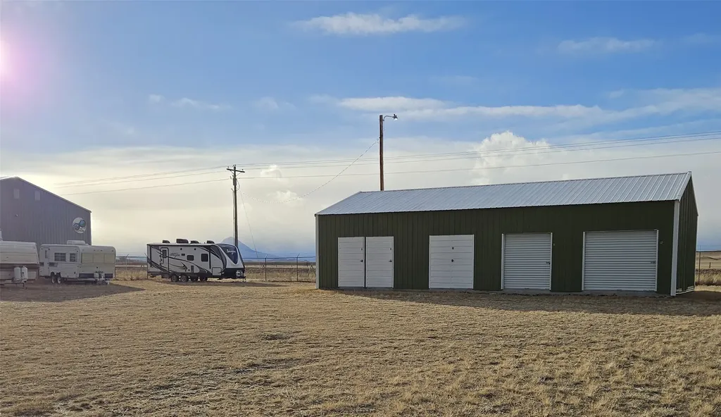 2045 Gilman Main Street Augusta MT 59410