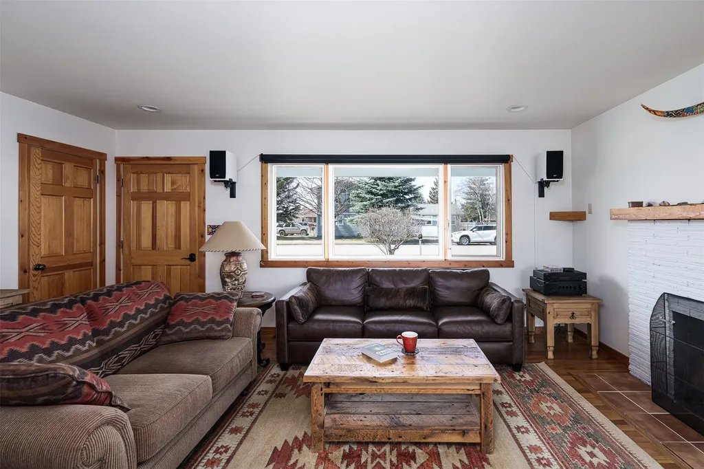 1306 Columbia Drive Columbia Falls MT 59912
