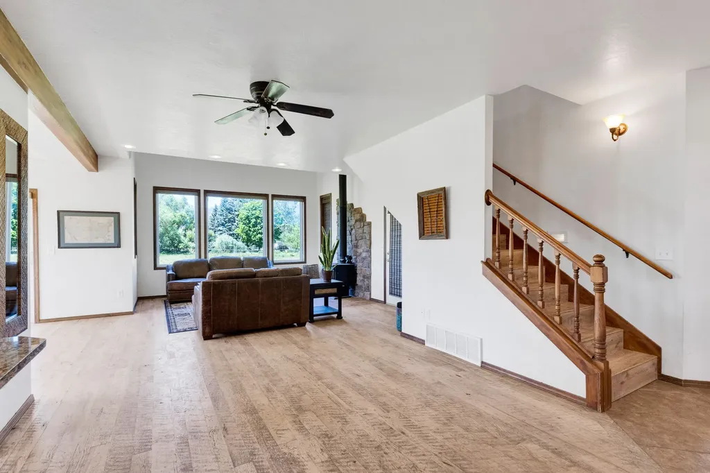 239 Lincoln Lane Hamilton MT 59840