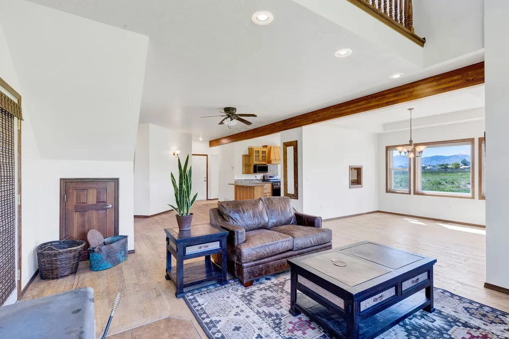 239 Lincoln Lane Hamilton MT 59840