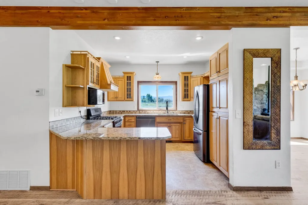 239 Lincoln Lane Hamilton MT 59840