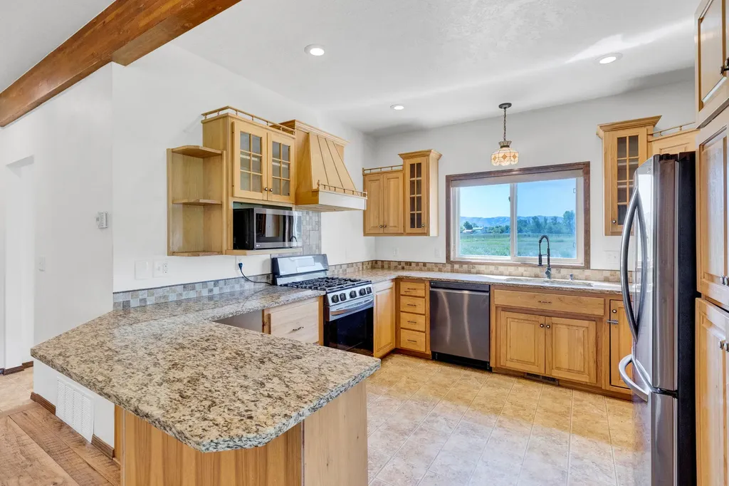 239 Lincoln Lane Hamilton MT 59840