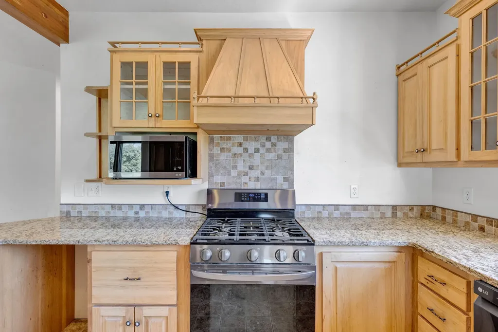 239 Lincoln Lane Hamilton MT 59840