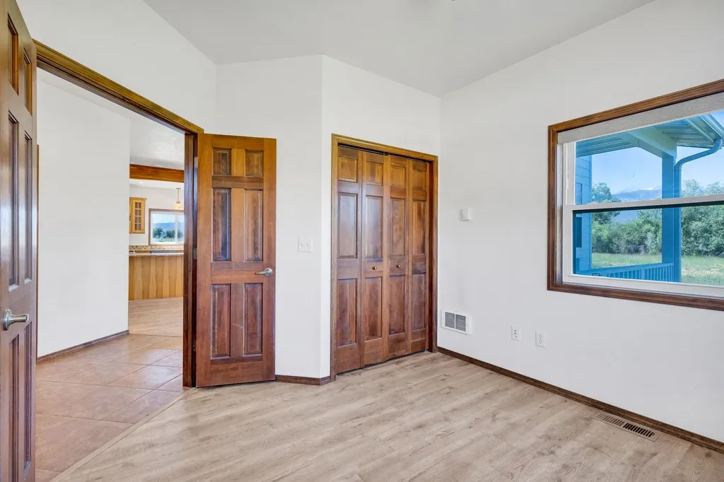 239 Lincoln Lane Hamilton MT 59840