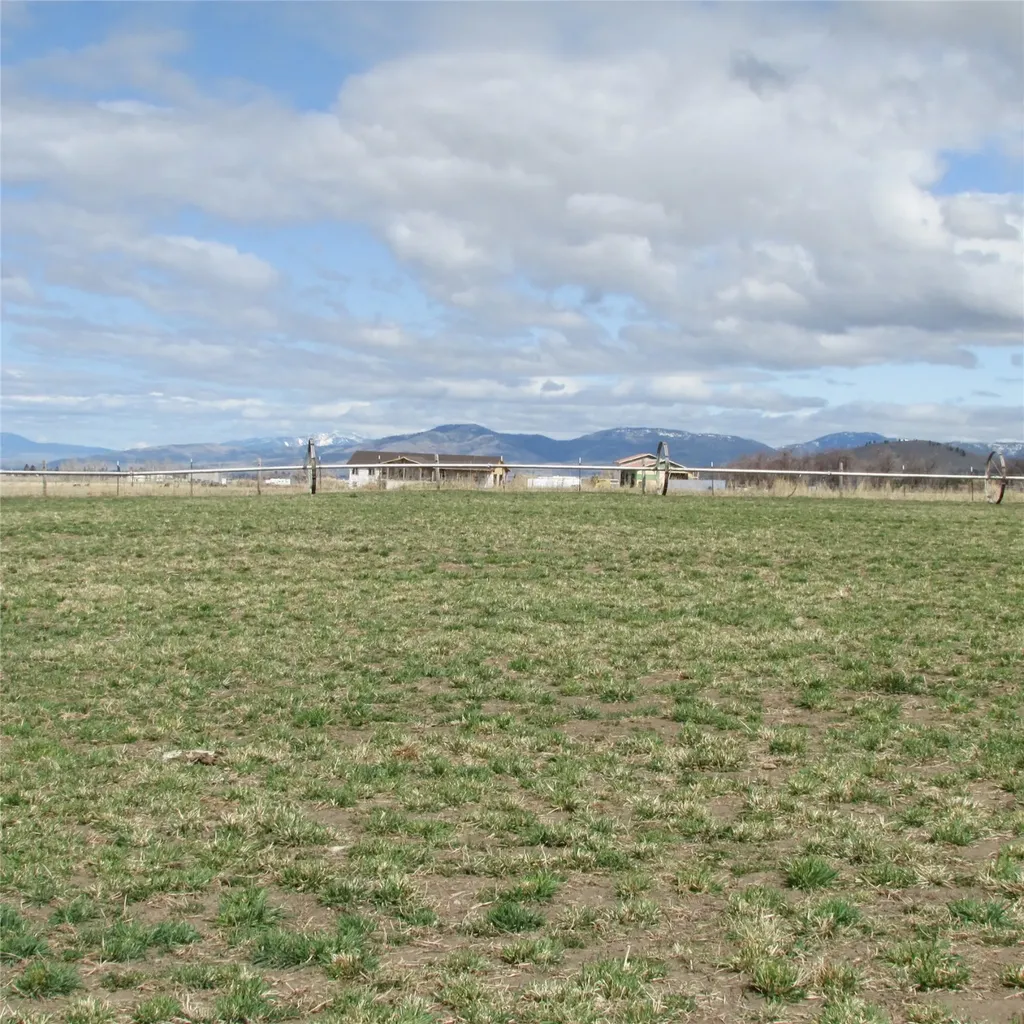 Nhn S Sunset Bench Road Stevensville MT 59870