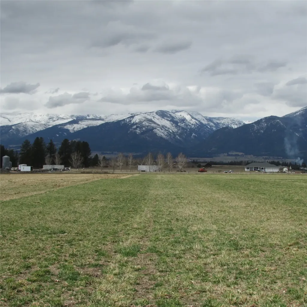 Nhn S Sunset Bench Road Stevensville MT 59870