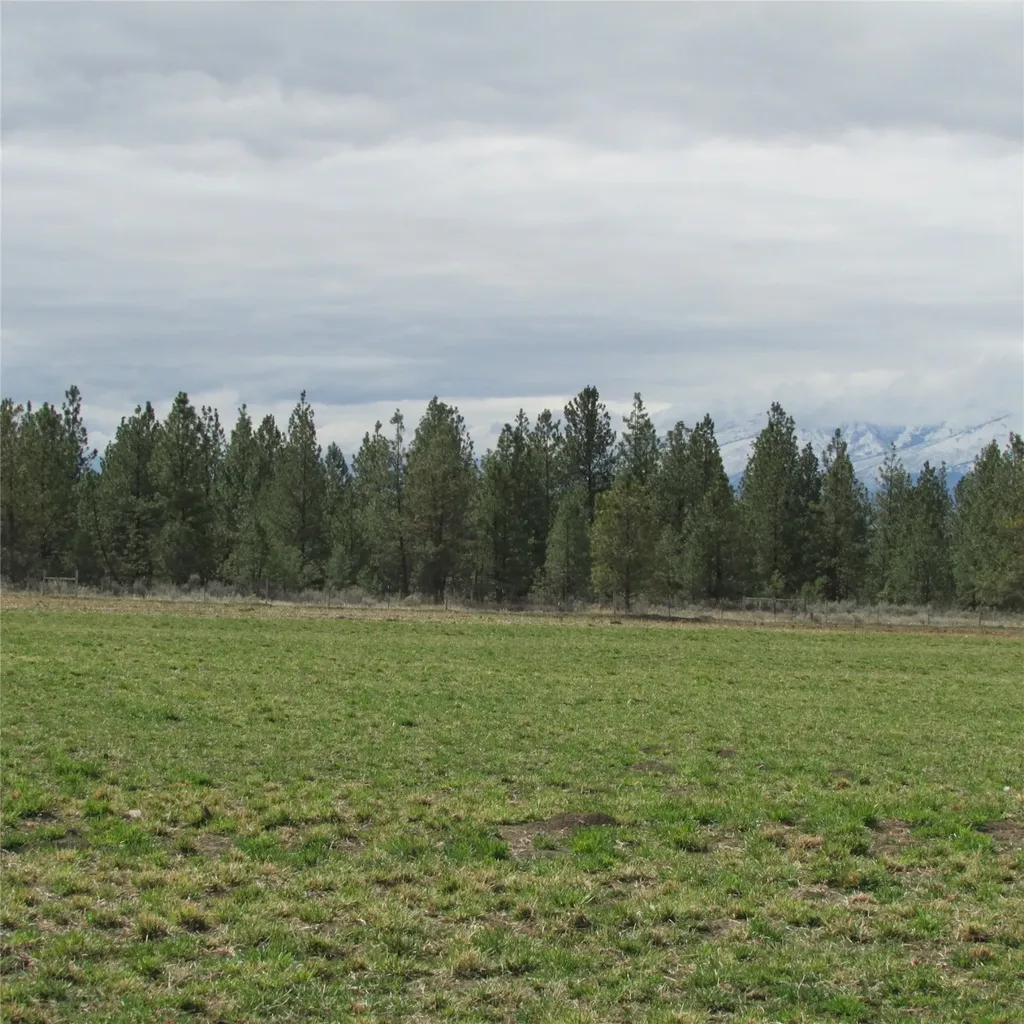Nhn S Sunset Bench Road Stevensville MT 59870