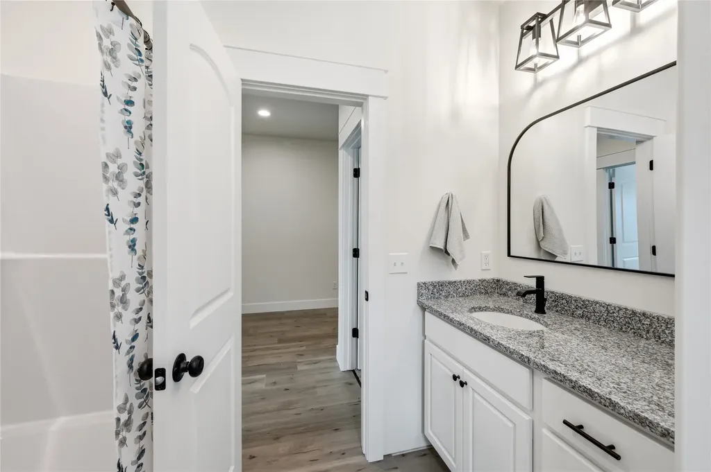 2884 Ashley Avenue East Helena MT 59635