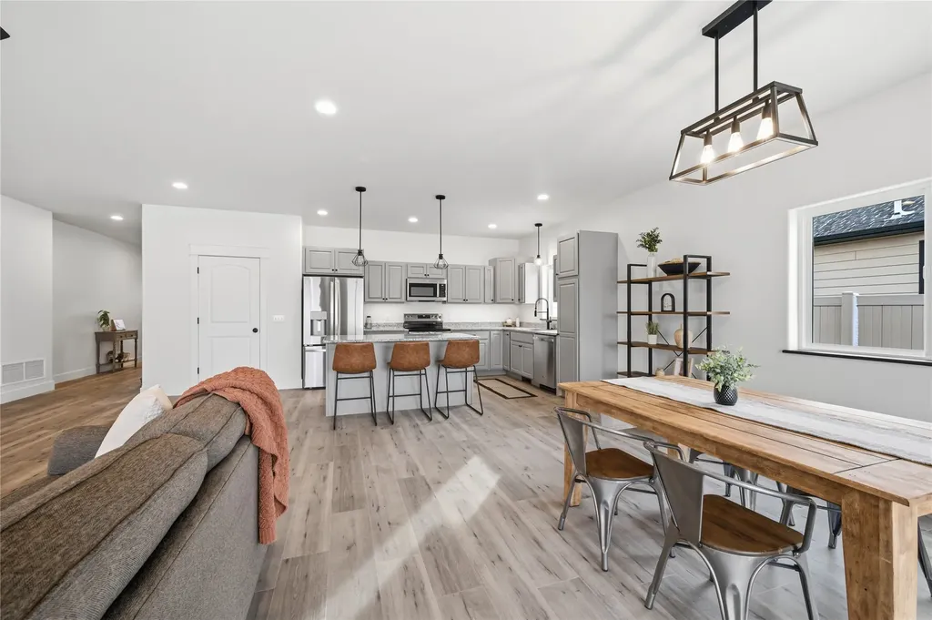 2884 Ashley Avenue East Helena MT 59635