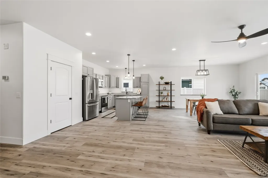 2884 Ashley Avenue East Helena MT 59635