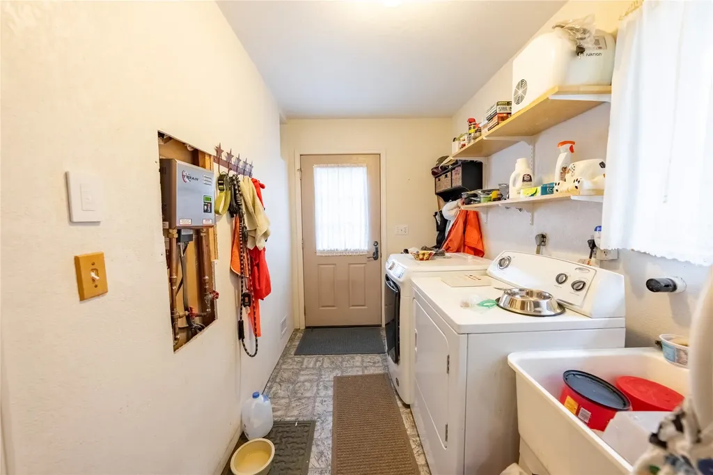 185 Forest Road Troy MT 59935
