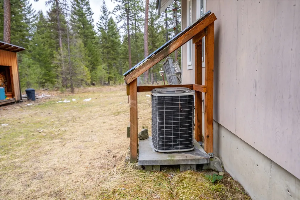 185 Forest Road Troy MT 59935