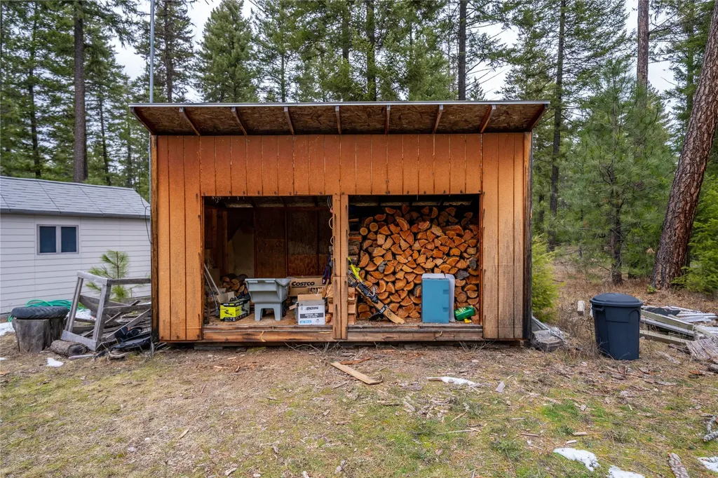 185 Forest Road Troy MT 59935