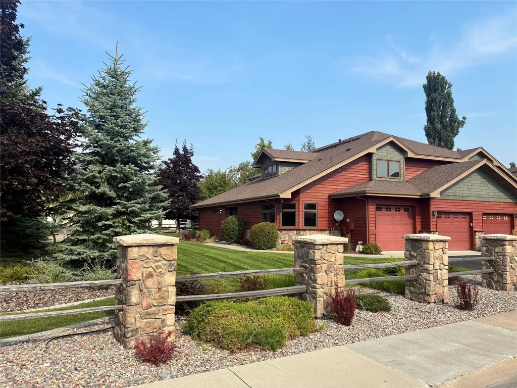 68 Bay Harbor Drive Bigfork MT 59911