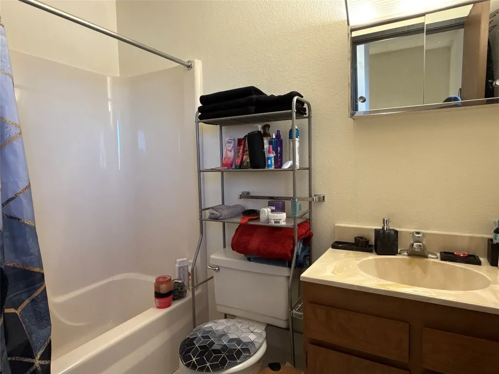518 W Jefferson Avenue Chester MT 59522