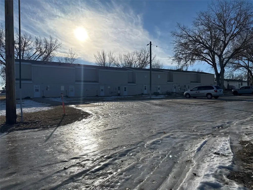 518 W Jefferson Avenue Chester MT 59522