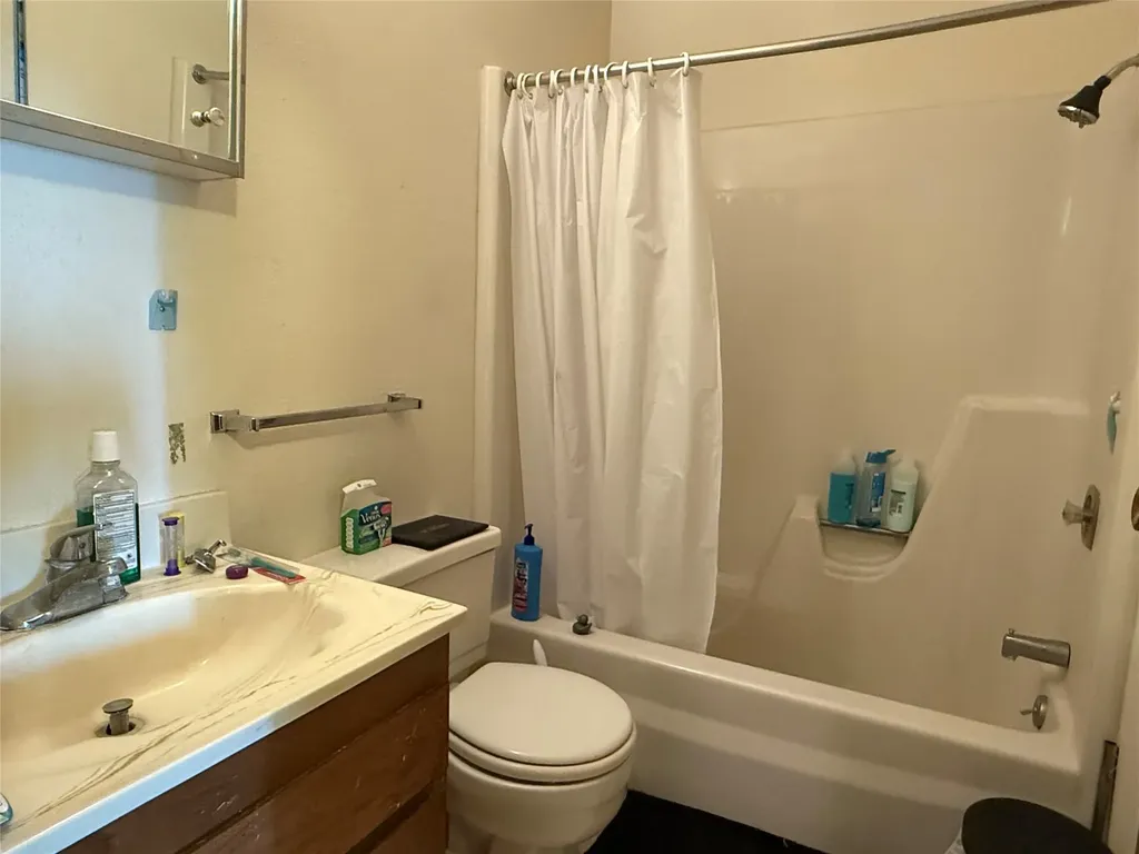 518 W Jefferson Avenue Chester MT 59522