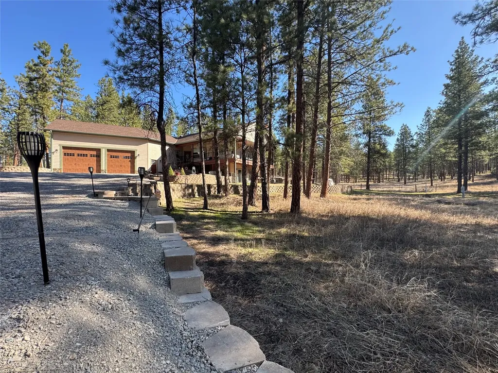 1034 Sandy Hill Drive Bonner MT 59823