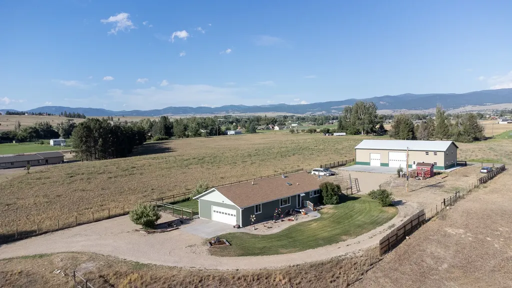 4472 Tripp Lane Stevensville MT 59870