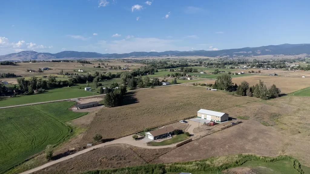 4472 Tripp Lane Stevensville MT 59870