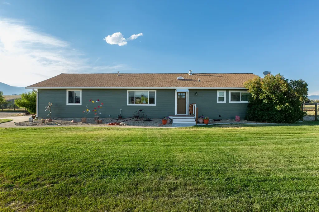 4472 Tripp Lane Stevensville MT 59870