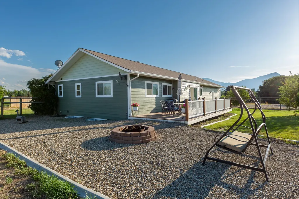 4472 Tripp Lane Stevensville MT 59870