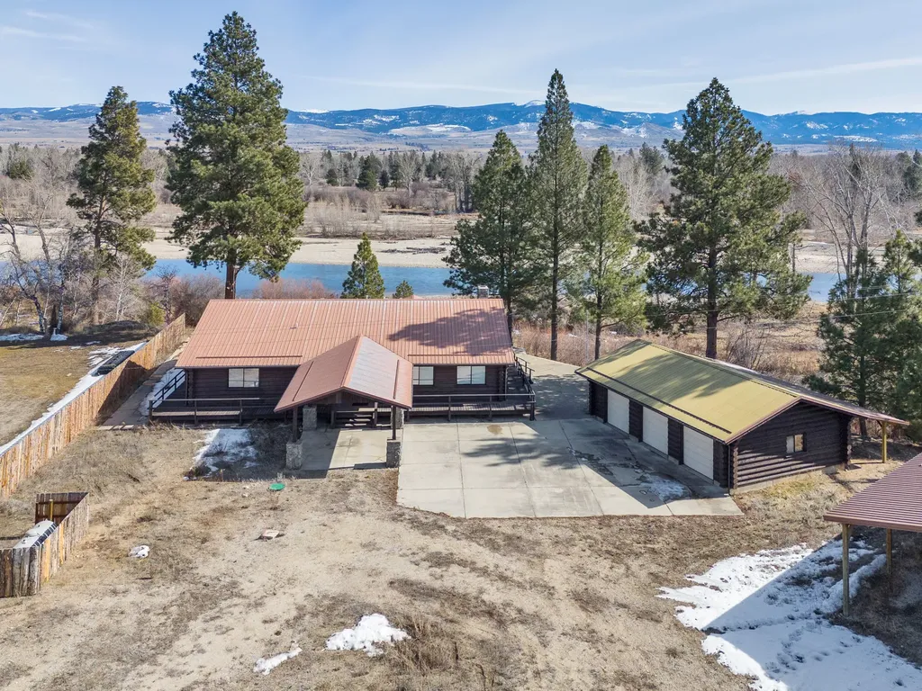 1800 Us Highway 93 N Victor MT 59875