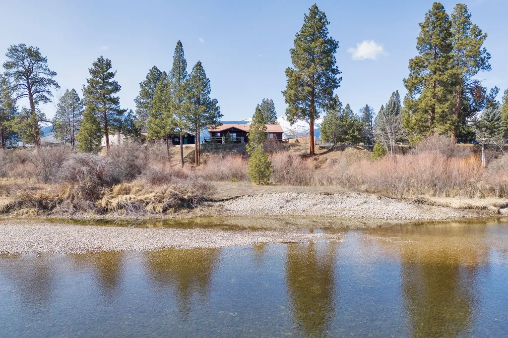 1800 Us Highway 93 N Victor MT 59875