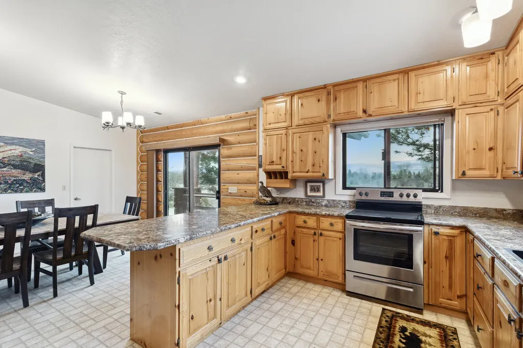 1800 Us Highway 93 N Victor MT 59875