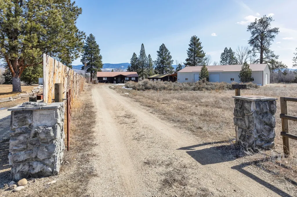 1800 Us Highway 93 N Victor MT 59875
