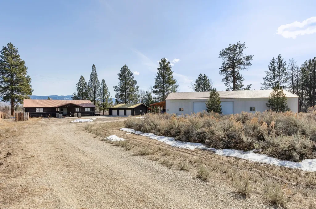 1800 Us Highway 93 N Victor MT 59875