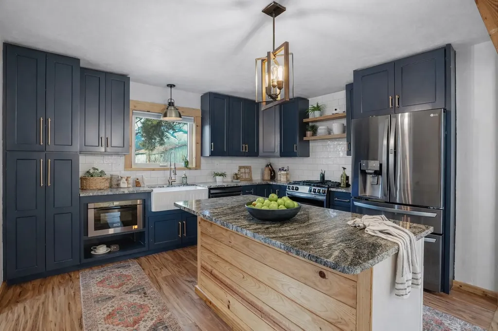 360 W River Road Hamilton MT 59840