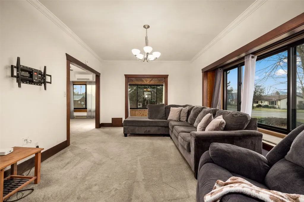 602 5th Avenue E Polson MT 59860