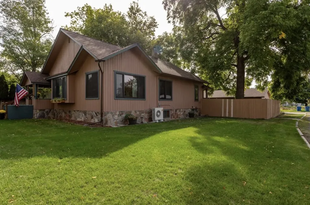 602 5th Avenue E Polson MT 59860