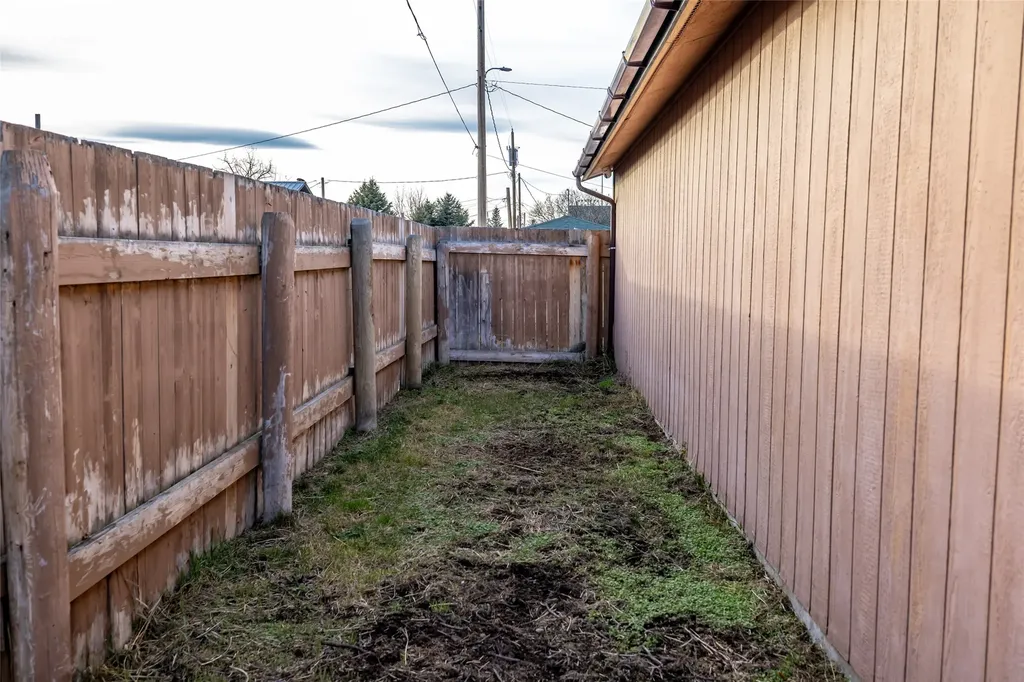 602 5th Avenue E Polson MT 59860