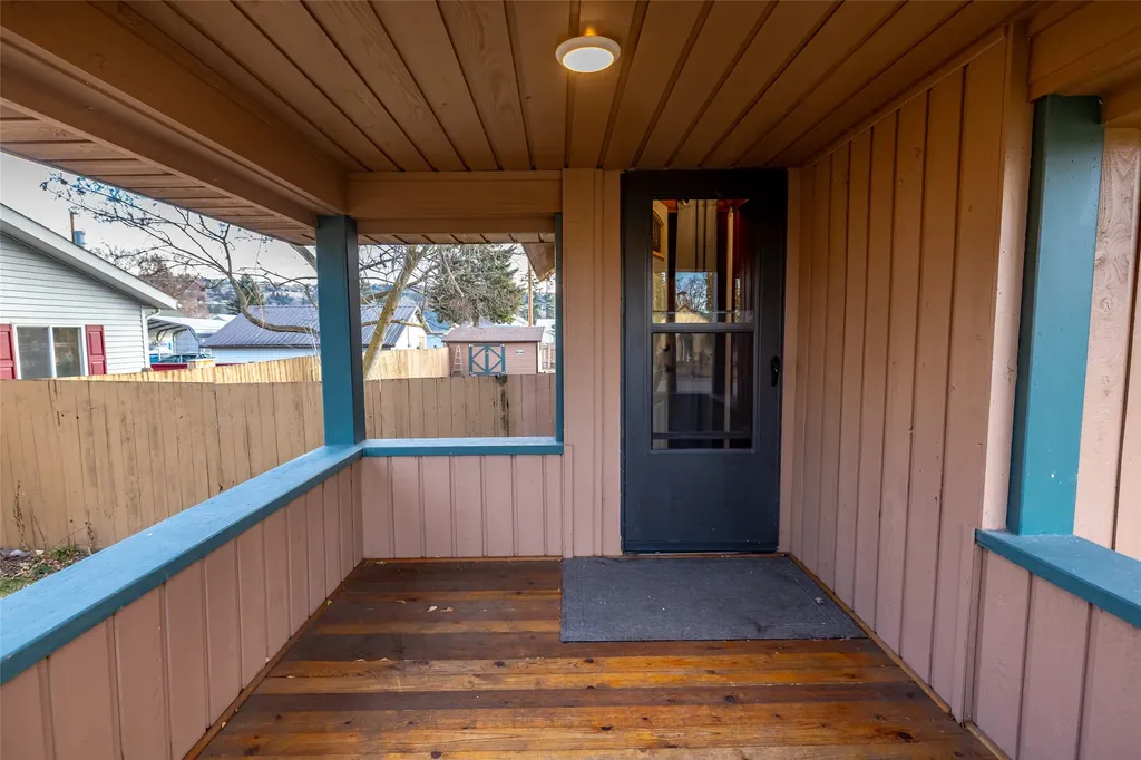 602 5th Avenue E Polson MT 59860