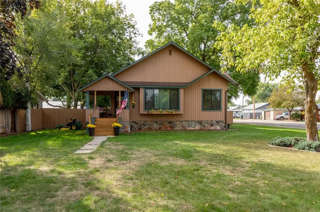 602 5th Avenue E Polson MT 59860